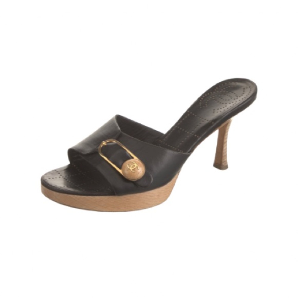 CHANEL Black Leather Sandals with Gold Accent